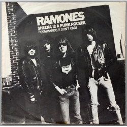 Ramones – Sheena Is A Punk Rocker